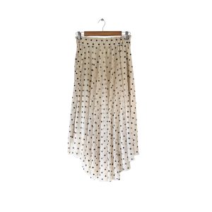 FALDA Talla XS (STRADIRVARIUS)